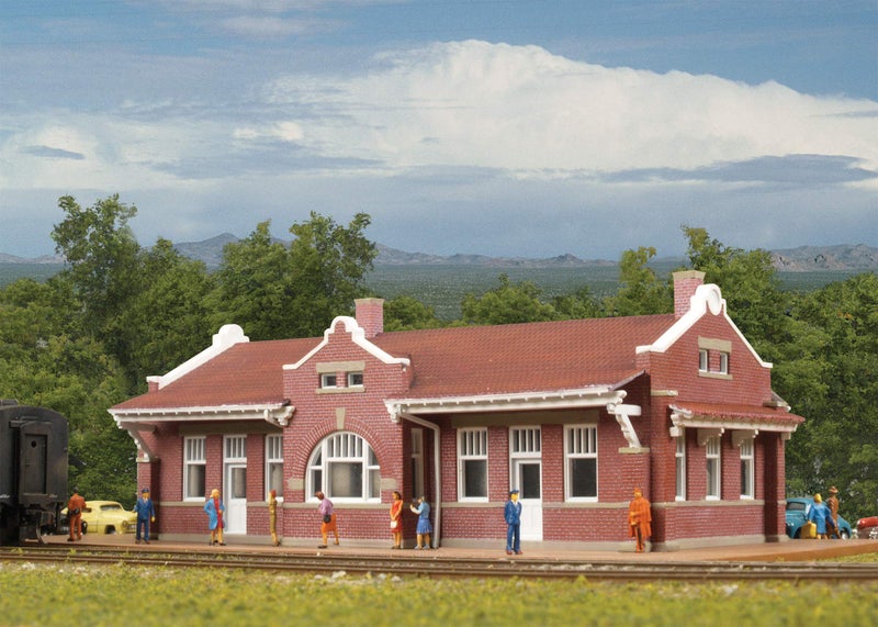 Walthers Cornerstone Series N Scale Santa Fe-Style Brick Depot 6-3/4 x 3-7/8 x 2-1/4"" - Image 1
